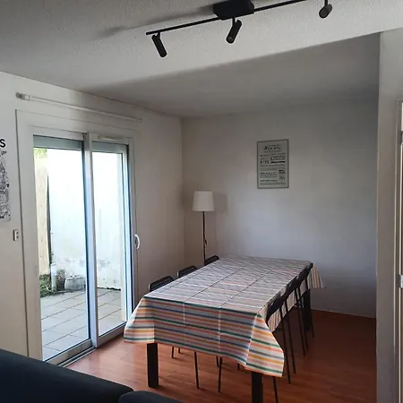 Maison 5 Avec Jardins Proche Nantes Holiday home Carquefou
